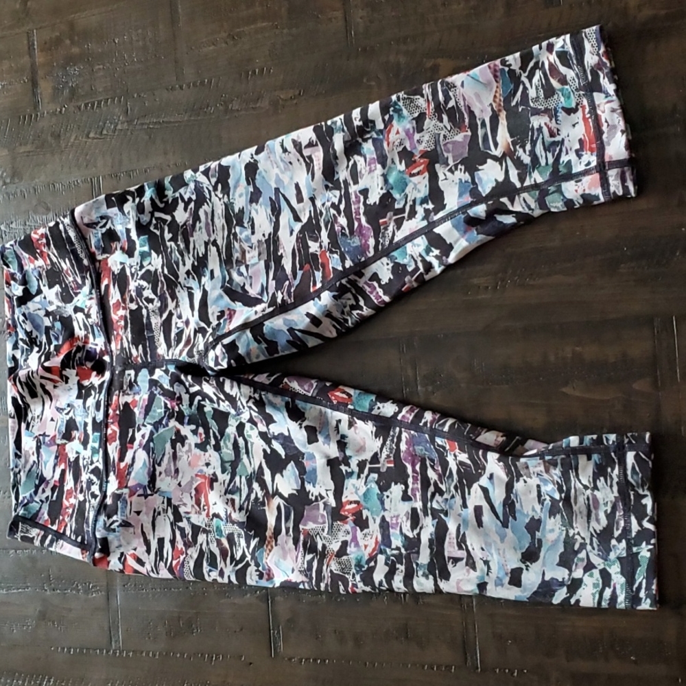 Lululemon Crop Legging Sz. 6